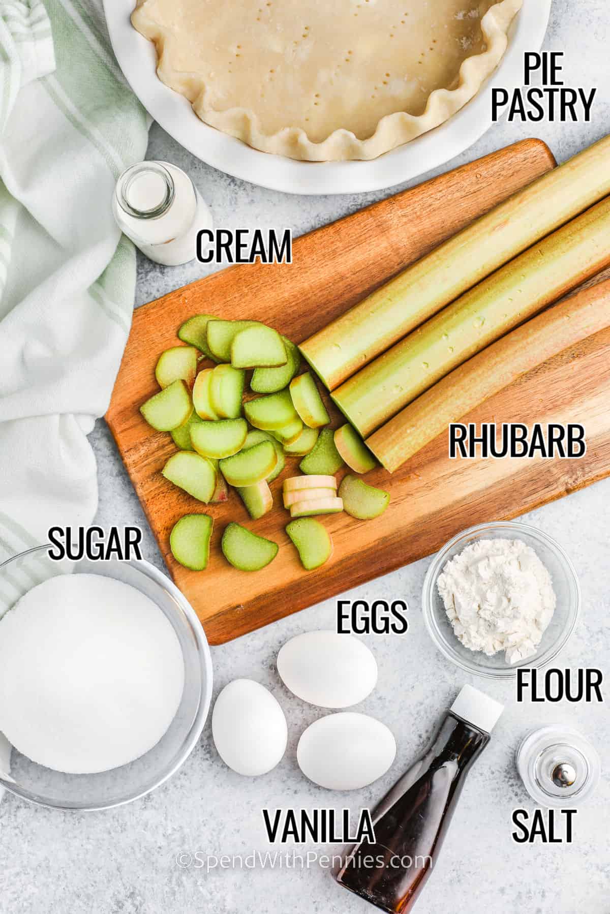 Kuchenteig , Sahne , Rhabarber , Zucker , Eier , Mehl , Vanille und Salz mit Etiketten zu Rhabarber Custard Pie verarbeiten