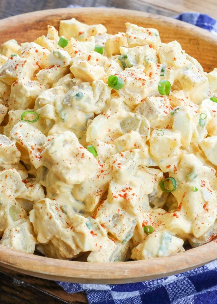 Deviled Egg Potato Salad ist ein Sommerfavorit